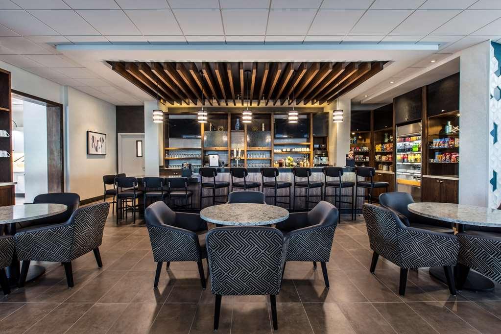 Hyatt Place Делано Ресторант снимка